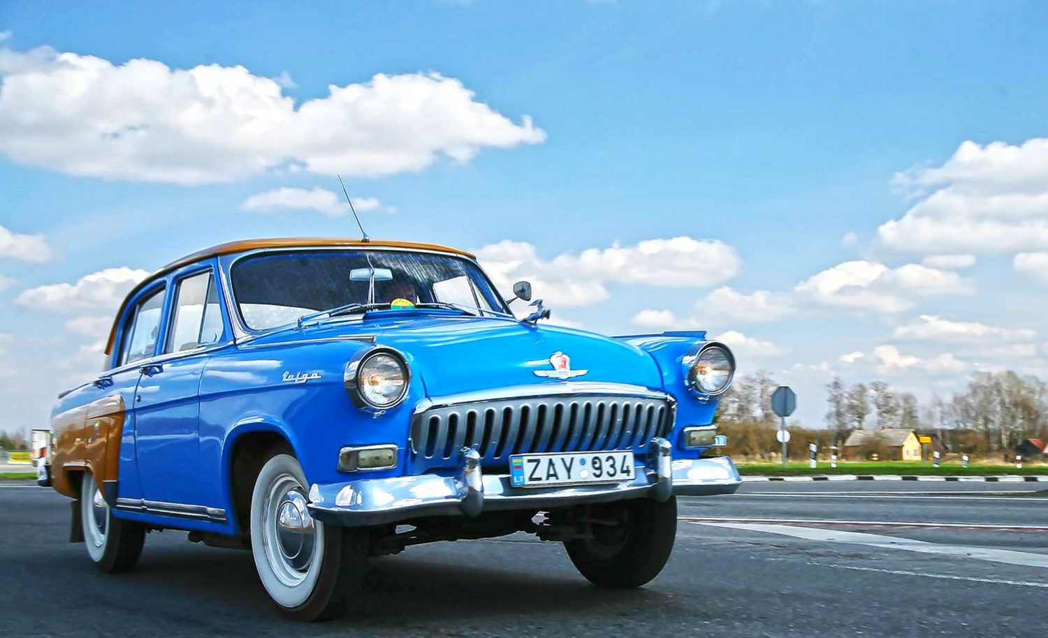 CAZ 21 Volga