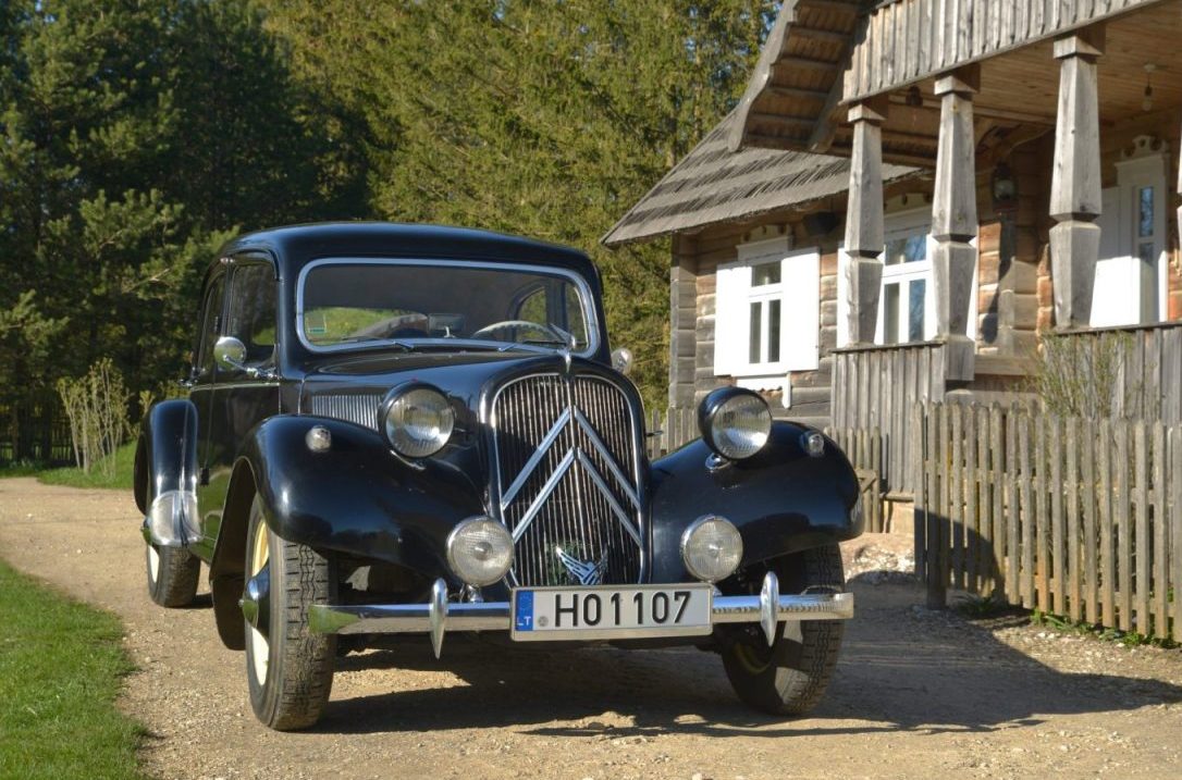 Citroen Traction Avant, 1953 m.